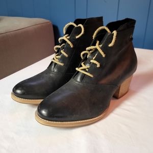 Caterpillar CAT Leather Boots Size 9 1/2